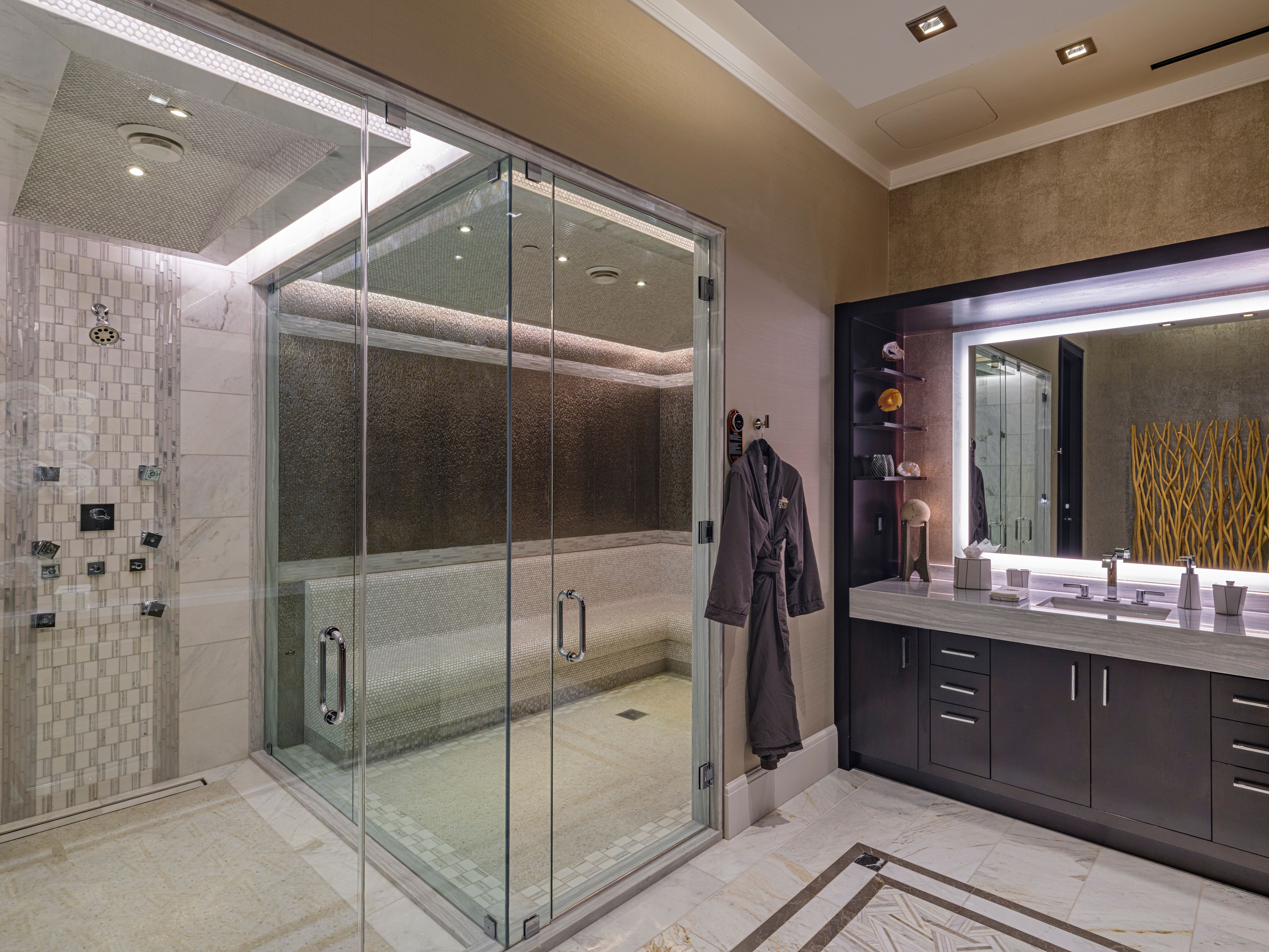 Suite 32 images