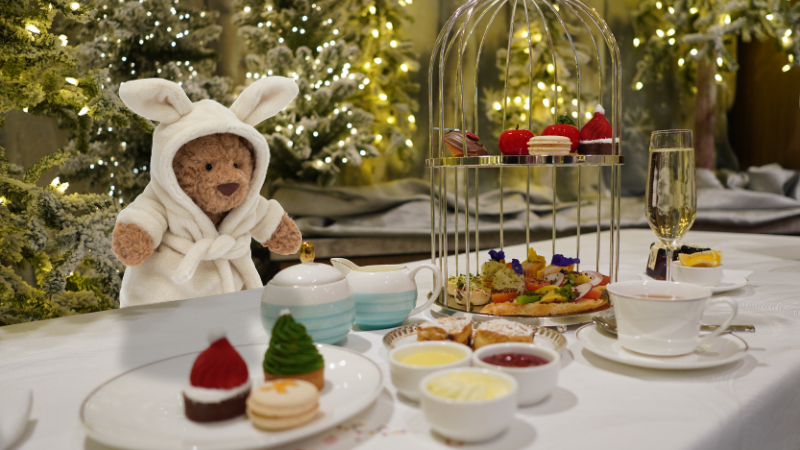 HOLIDAY AFTERNOON TEA WITH JELLYCAT