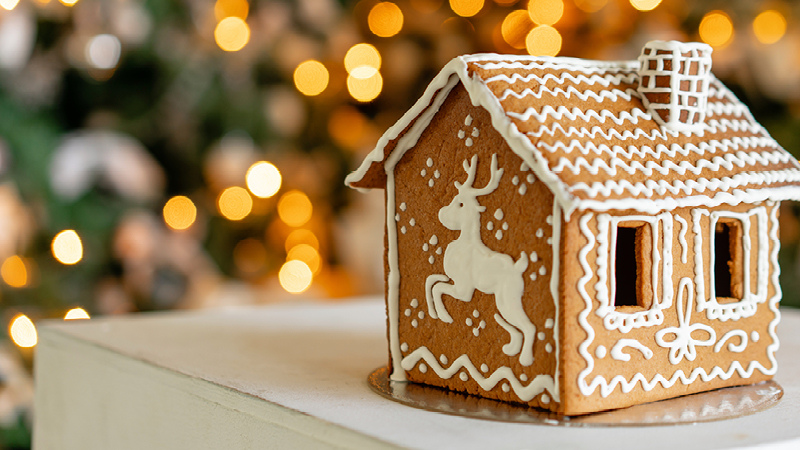 SANTA’S WORKSHOP
