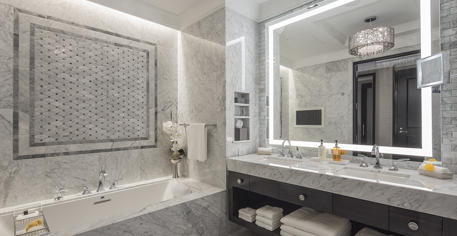 Luxury Hotel Bathroom